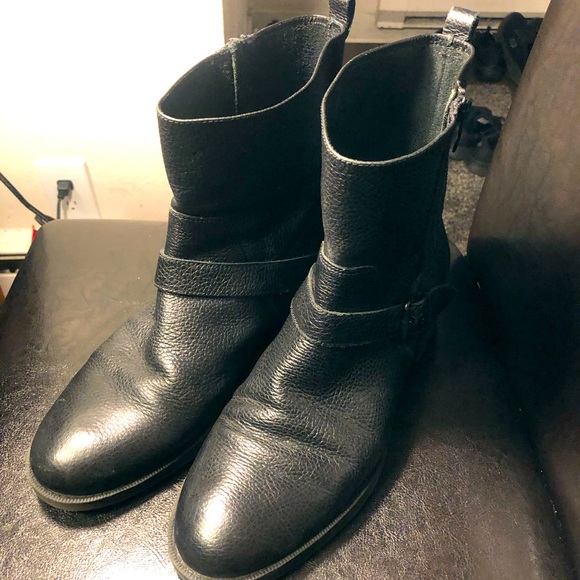 Nine West Hanzil Pebbled Black Leather Buckle Zip Moto Engineer Ankle Boots - Picture 1 of 13